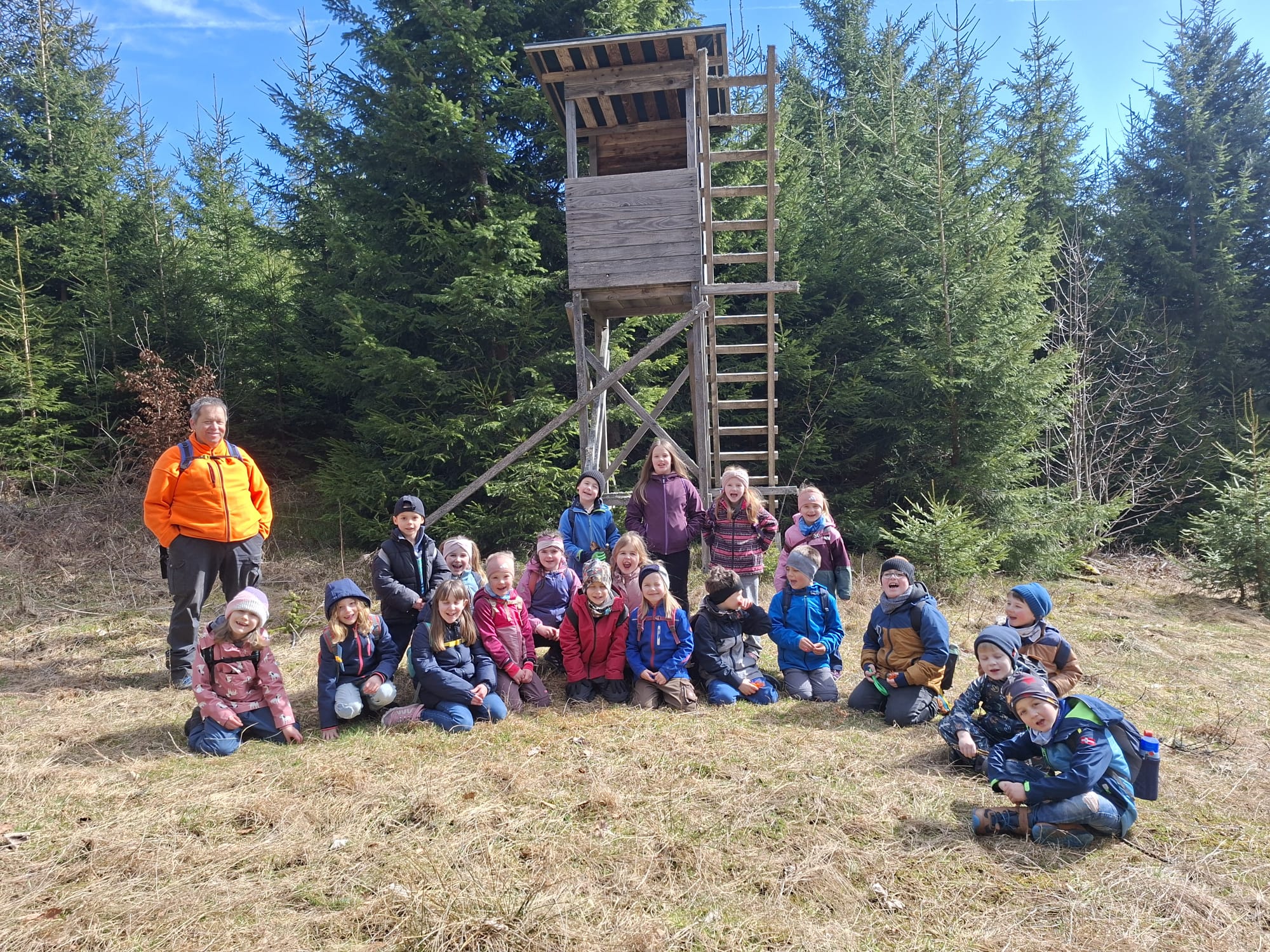 13.03.2026 - Naturpark Exkursion mit dem Förster Kl. 1+2 13.03.2026 - Naturpark Exkursion mit dem Förster Kl. 1+2